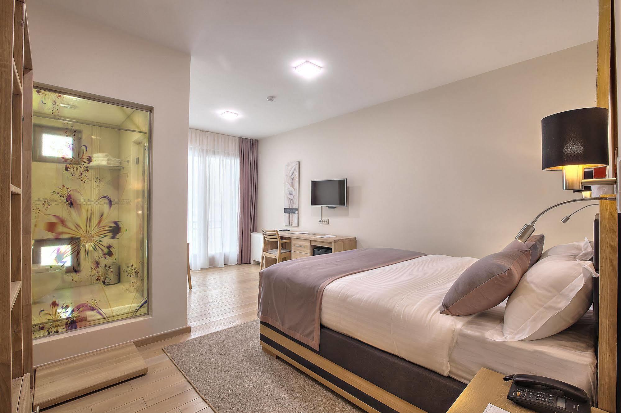 Hotel Aziza Σαράγεβο Εξωτερικό φωτογραφία